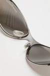 METAL FRAME CHARM SUNGLASSES IN ANTIQUE SILVER