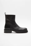 LEATHER WAXED BOOT IN BLACK, FW24