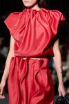 PLEATED NECK TOP IN RED, SS24