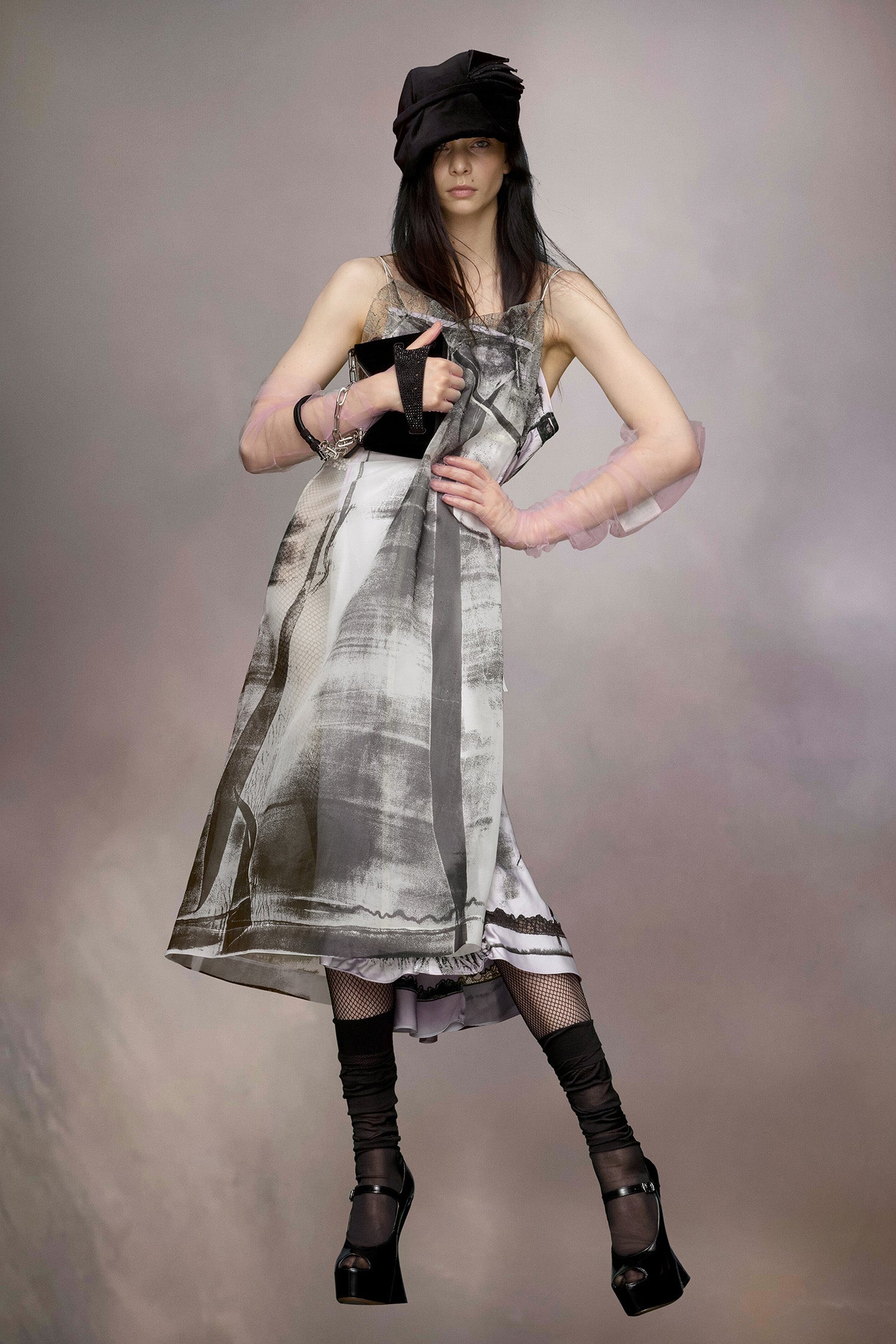 FREEZE-FRAME DRESS IN GREY, SS24